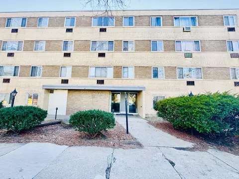 6500 N Ridge Blvd #4D, Chicago, IL 60626