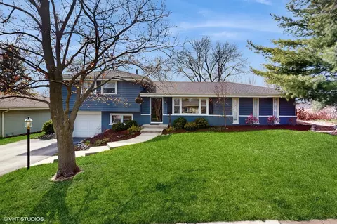 6040 Puffer Rd, Downers Grove, IL 60516