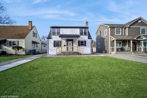 2718 Elder Ln, Franklin Park, IL 60131