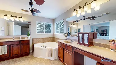 7037 Liam Ln, Mchenry, IL 60050 photo 57