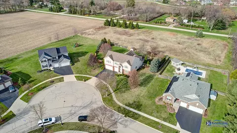 7037 Liam Ln, Mchenry, IL 60050 photo 70