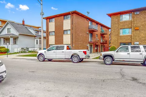230 Circle Ave #5, Forest Park, IL 60130