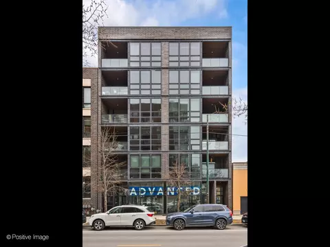 1018 N Larrabee St #4S, Chicago, IL 60610