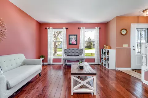 Other - 2170 Niagara Ct, Elgin, IL 60123 photo 3 of 7