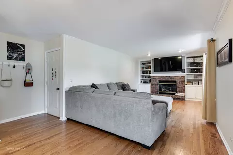 Other - 2170 Niagara Ct, Elgin, IL 60123 photo 4 of 7