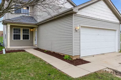 169 Waterbury Cir, Oswego, IL 60543