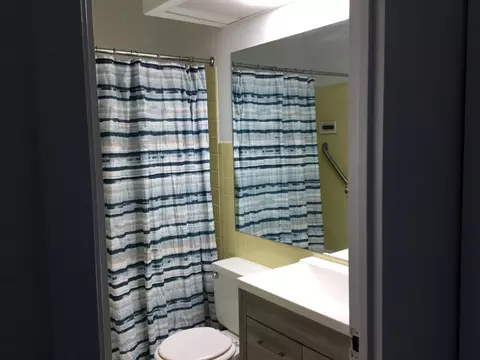6833 N Kedzie Ave #1010, Chicago, IL 60645 photo 23