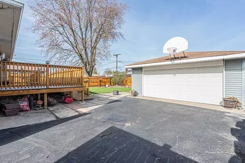 Exterior - 8121 Odell Ave, Bridgeview, IL 60455 photo 3 of 12