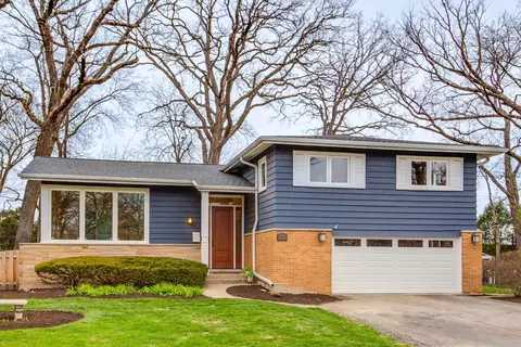 723 Byron Ct, Deerfield, IL 60015