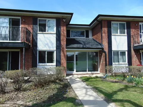 2419 E Olive St #1G, Arlington Heights, IL 60004