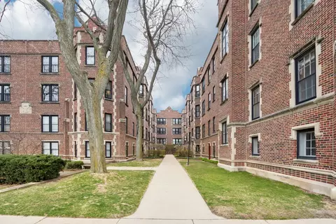 580 Sheridan Sq #2, Evanston, IL 60202
