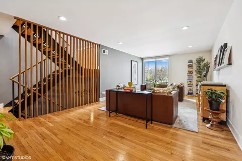 1311 E 55th St, Chicago, IL 60615 photo 3