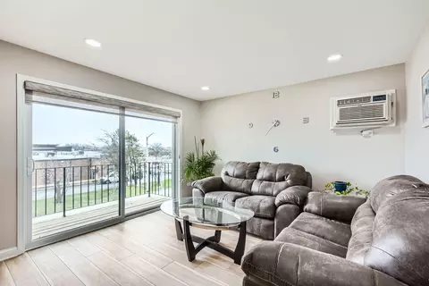 7328 W 86th St #3A, Bridgeview, IL 60455 photo 3