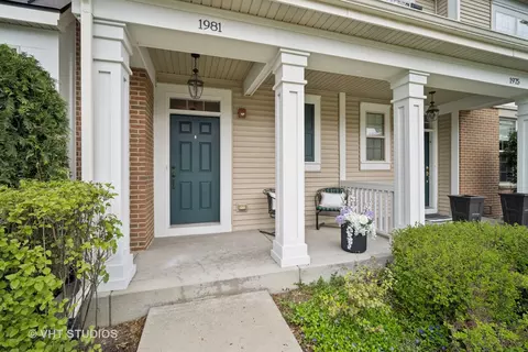 Exterior - 1981 Dauntless Dr, Glenview, IL 60026 photo 2 of 2