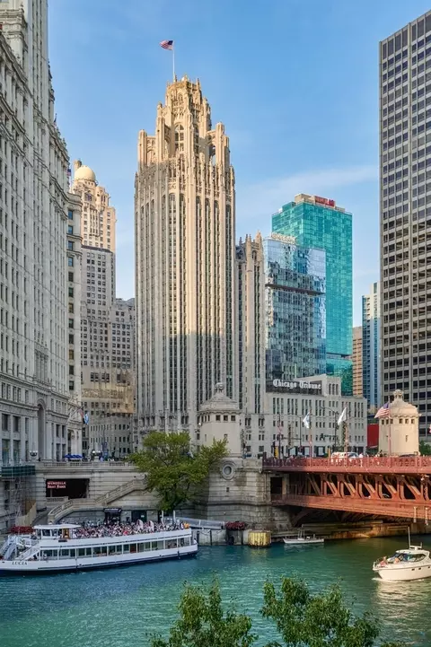 435 N Michigan Ave #1008, Chicago, IL 60611