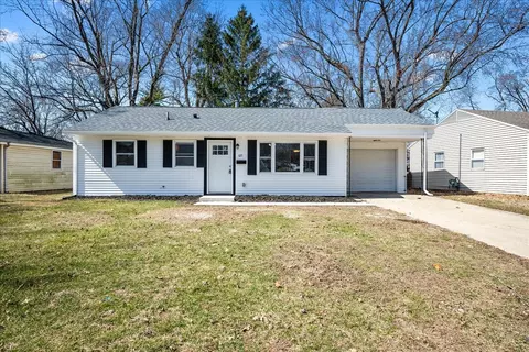 621 Illinois Dr, Rantoul, IL 61866