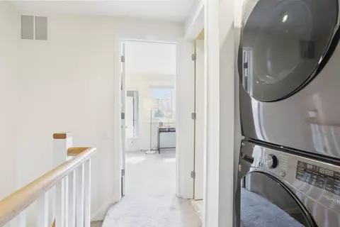 Entry Way - 1889 Maple Ave #E5, Evanston, IL 60201 photo 1 of 1