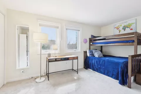 Bedroom - 1889 Maple Ave #E5, Evanston, IL 60201 photo 3 of 3