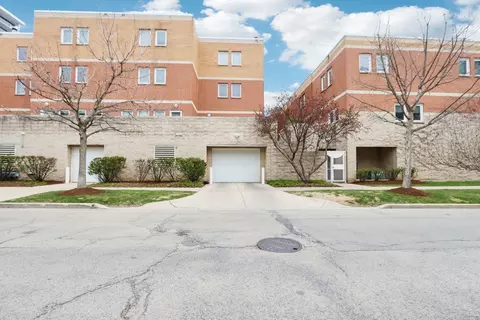 Exterior - 1889 Maple Ave #E5, Evanston, IL 60201 photo 9 of 9