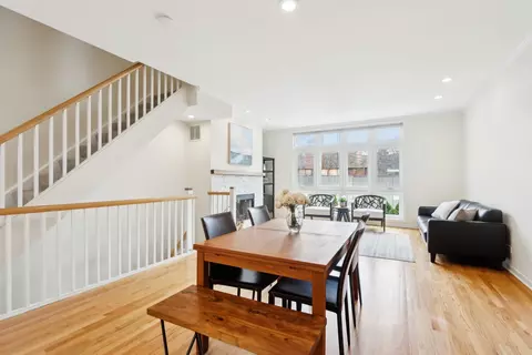 Dining - 1889 Maple Ave #E5, Evanston, IL 60201 photo 2 of 2
