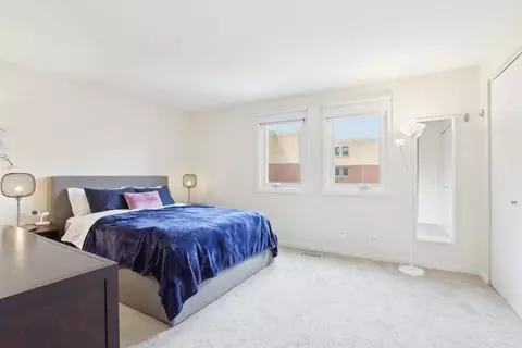Bedroom - 1889 Maple Ave #E5, Evanston, IL 60201 photo 1 of 3