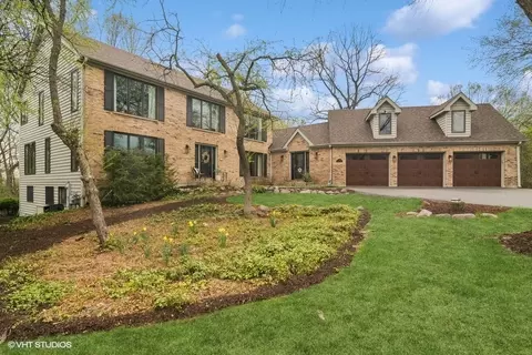 575 Christopher Dr, North Barrington, IL 60010