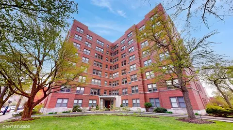 1585 Ridge Ave #706, Evanston, IL 60201