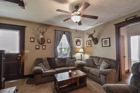 Living - 302 Elk St, Odell, IL 60460 photo 1 of 3