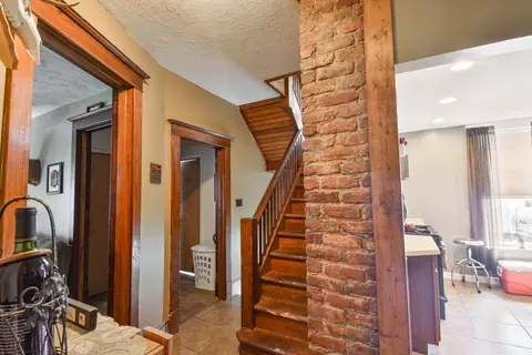 Entry Way - 302 Elk St, Odell, IL 60460 photo 2 of 5
