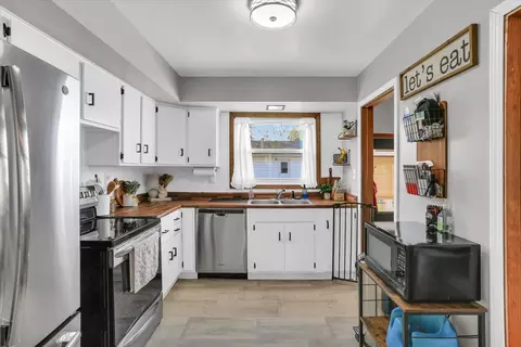 Kitchen - 338 E State St, Paxton, IL 60957 photo 1 of 6