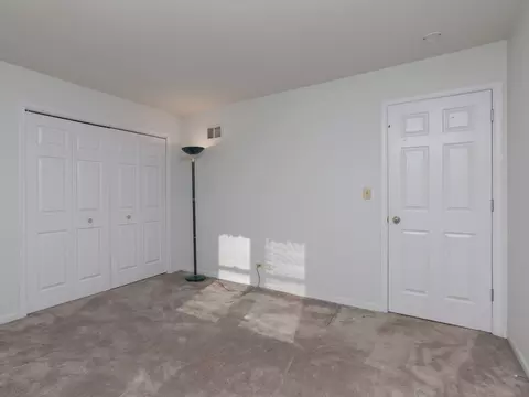 Bedroom - 1415 Stonegate Rd, Algonquin, IL 60102 photo 3 of 3