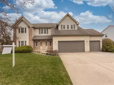 Exterior - 1415 Stonegate Rd, Algonquin, IL 60102 photo 9 of 9