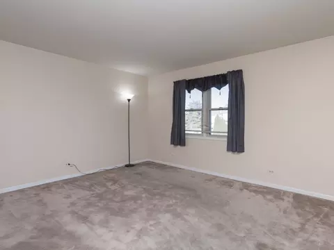 Living - 1415 Stonegate Rd, Algonquin, IL 60102 photo 7 of 7