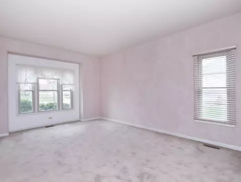 Living - 1415 Stonegate Rd, Algonquin, IL 60102 photo 1 of 7