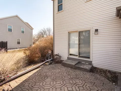 Exterior - 1415 Stonegate Rd, Algonquin, IL 60102 photo 3 of 9