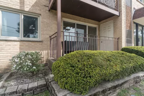 6440 W Devon Ave #101, Chicago, IL 60631 photo 17