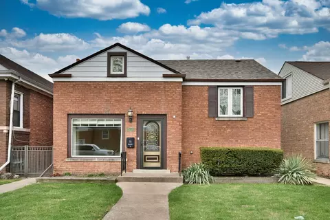 2650 Elm St, River Grove, IL 60171