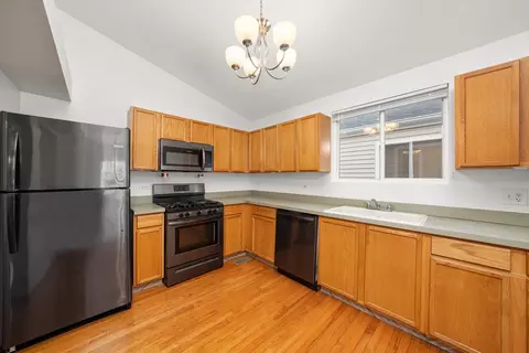 Kitchen - 873 Symphony Dr, Aurora, IL 60504 photo 1 of 2
