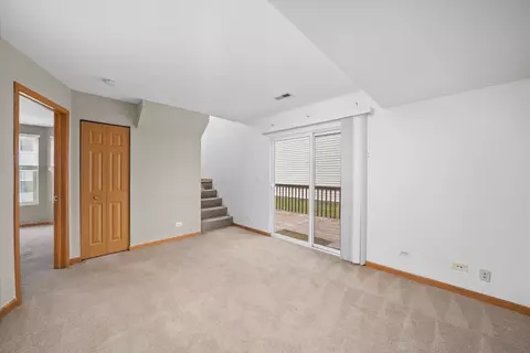 Living - 873 Symphony Dr, Aurora, IL 60504 photo 4 of 5