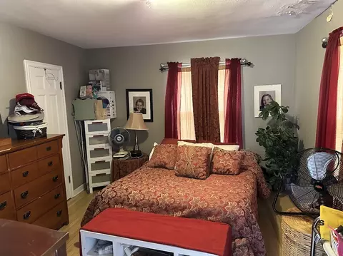 Bedroom - 114 Mallery Ave, Elgin, IL 60123 photo 2 of 4