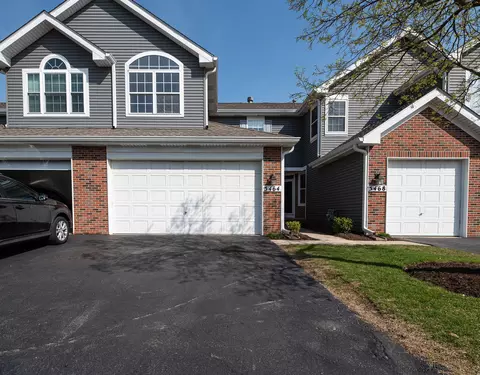 5464 Mayflower Jct, Rolling Meadows, IL 60008