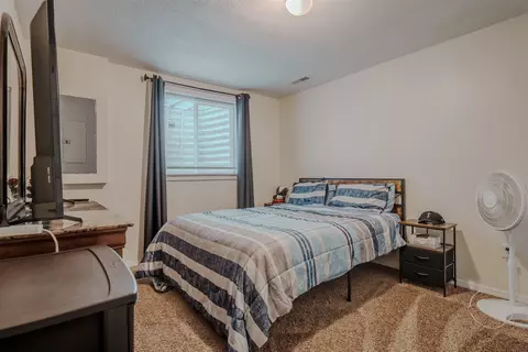 Bedroom - 419 W Vernon Ave, Normal, IL 61761 photo 7 of 8