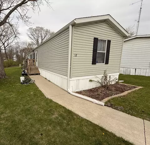 18 Olive St, Minooka, IL 60447