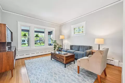 Living - 316 Franklin Ave, River Forest, IL 60305 photo 1 of 3