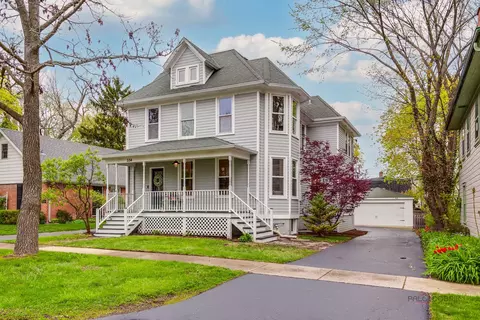 334 Granby Rd, Lake Forest, IL 60045