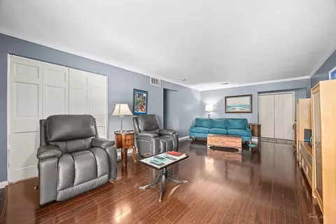 1420 Stonebridge Trl #2-2, Wheaton, IL 60189 photo 8