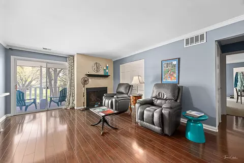 1420 Stonebridge Trl #2-2, Wheaton, IL 60189 photo 7