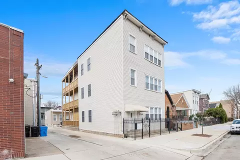 3246 S Normal Ave, Chicago, IL 60616 photo 2