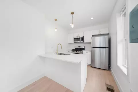 3246 S Normal Ave, Chicago, IL 60616 photo 14