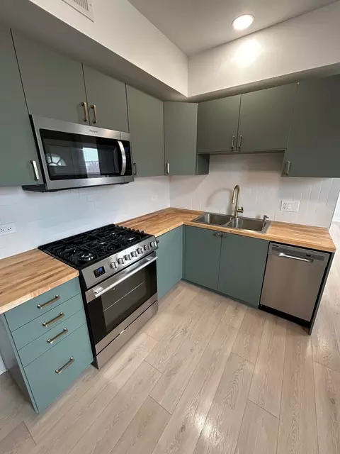 3246 S Normal Ave, Chicago, IL 60616 photo 25